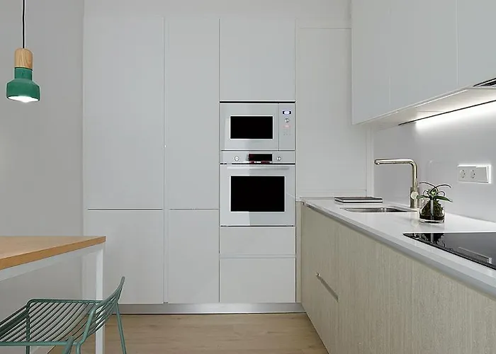 Marcial Central, Modern And New. *